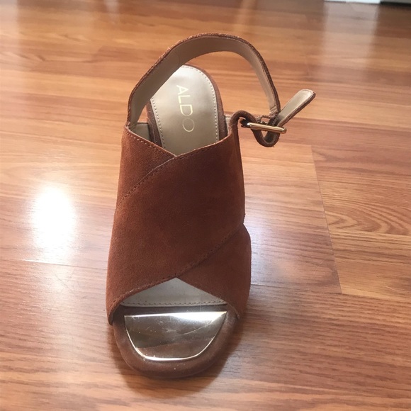 Aldo Suede Heels - Picture 2 of 7